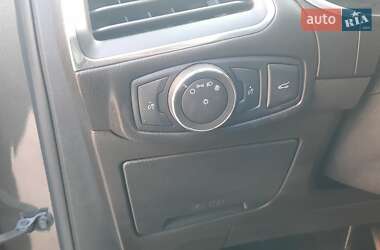 Внедорожник / Кроссовер Ford Edge 2018 в 