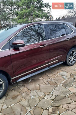 Позашляховик / Кросовер Ford Edge 2019 в Дніпрі