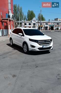 Внедорожник / Кроссовер Ford Edge 2016 в 