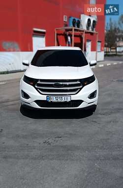 Внедорожник / Кроссовер Ford Edge 2016 в 