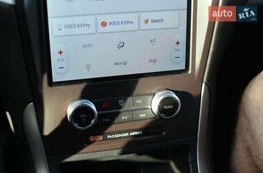 Внедорожник / Кроссовер Ford Edge 2021 в 
