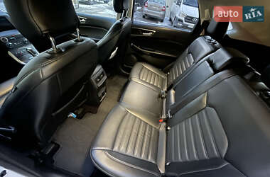 Внедорожник / Кроссовер Ford Edge 2015 в 