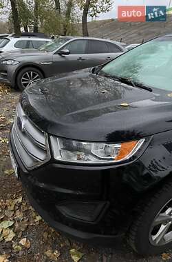 Позашляховик / Кросовер Ford Edge 2017 в 