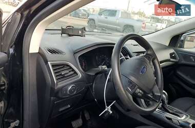 Позашляховик / Кросовер Ford Edge 2017 в 
