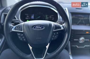 Внедорожник / Кроссовер Ford Edge 2019 в 