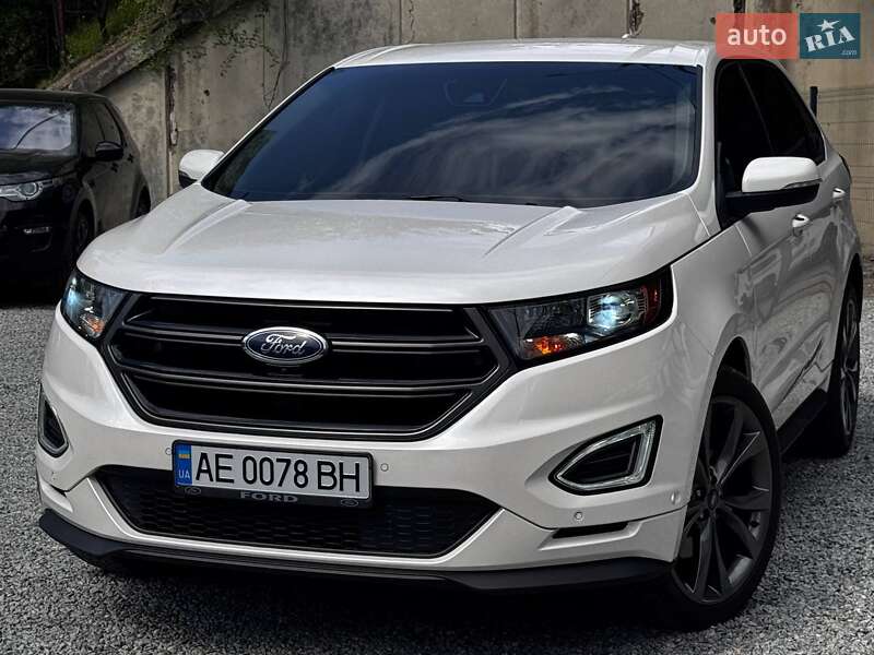Внедорожник / Кроссовер Ford Edge 2018 в 