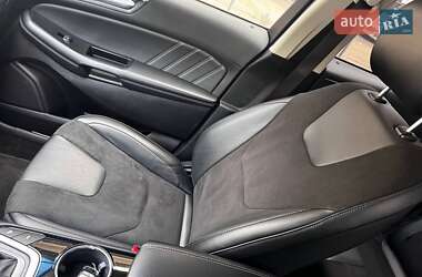 Внедорожник / Кроссовер Ford Edge 2018 в 
