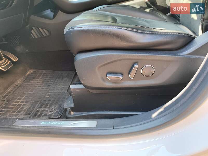 Внедорожник / Кроссовер Ford Edge 2016 в Ивано-Франковске