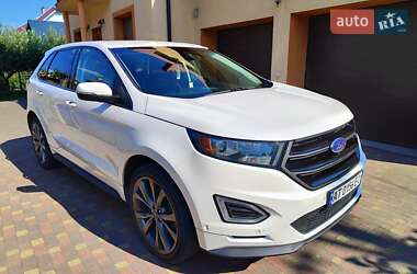 Внедорожник / Кроссовер Ford Edge 2016 в 
