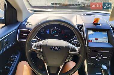 Внедорожник / Кроссовер Ford Edge 2016 в 