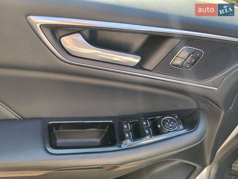 Внедорожник / Кроссовер Ford Edge 2016 в Ивано-Франковске