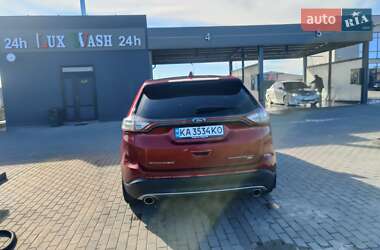 Внедорожник / Кроссовер Ford Edge 2016 в 