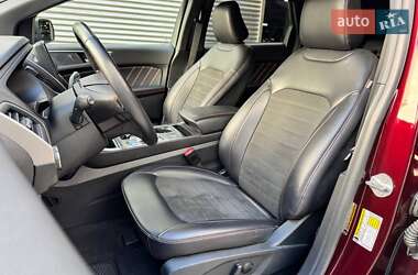 Внедорожник / Кроссовер Ford Edge 2022 в 