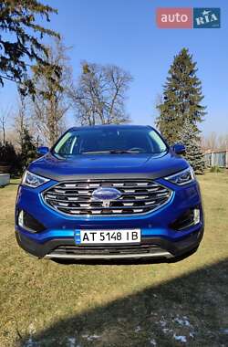 Позашляховик / Кросовер Ford Edge 2019 в 