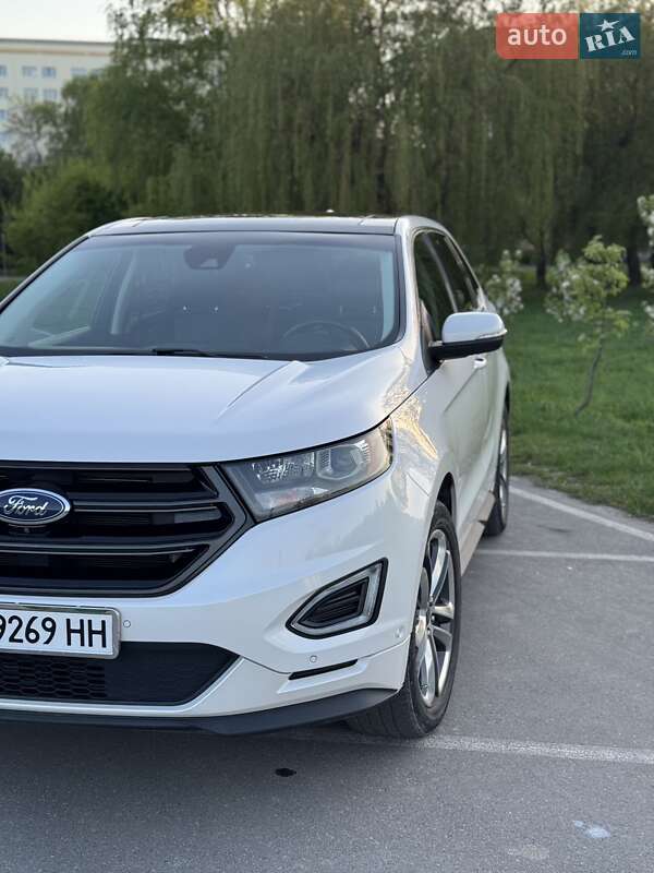 Внедорожник / Кроссовер Ford Edge 2015 в Ивано-Франковске
