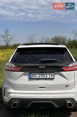 Внедорожник / Кроссовер Ford Edge 2021 в 