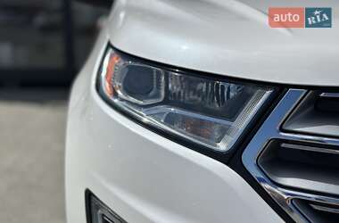 Внедорожник / Кроссовер Ford Edge 2018 в 