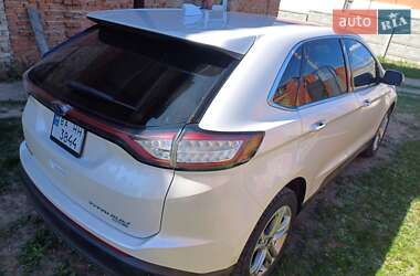Внедорожник / Кроссовер Ford Edge 2016 в 