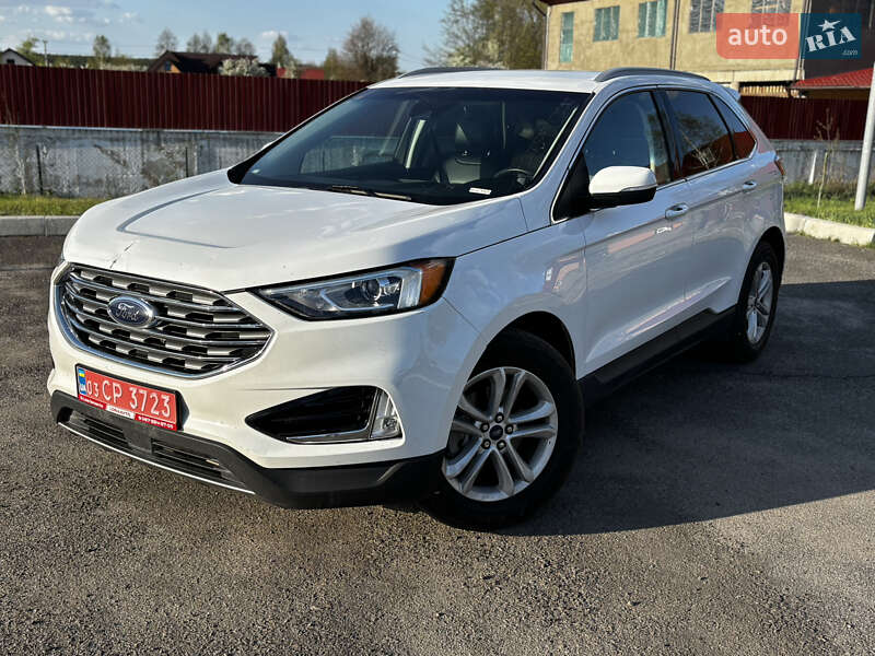 Позашляховик / Кросовер Ford Edge 2020 в 