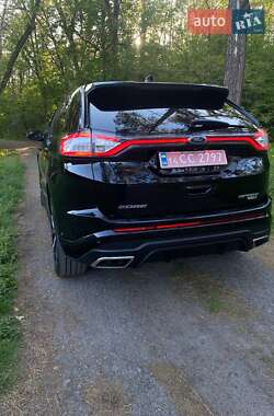 Внедорожник / Кроссовер Ford Edge 2018 в 