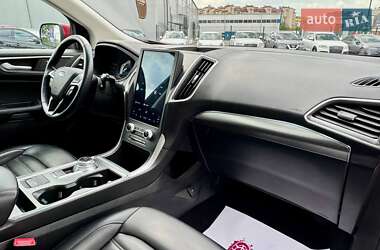 Внедорожник / Кроссовер Ford Edge 2022 в 