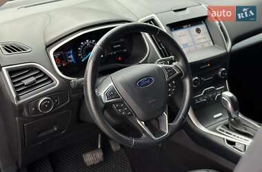 Внедорожник / Кроссовер Ford Edge 2017 в 