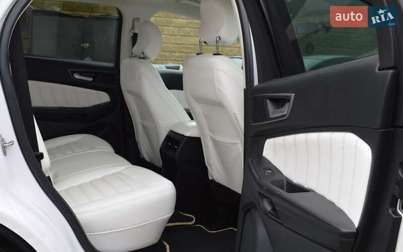 Внедорожник / Кроссовер Ford Edge 2016 в Одессе