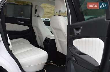 Внедорожник / Кроссовер Ford Edge 2016 в 