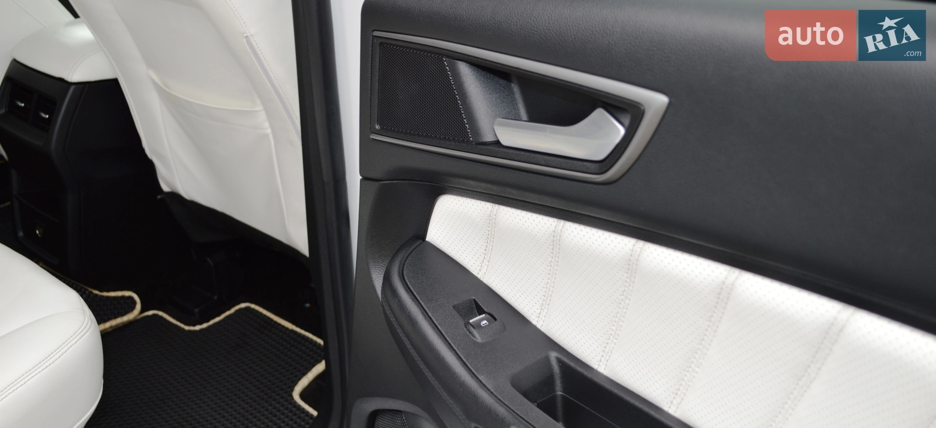 2016 Ford Edge - мініатюра 37