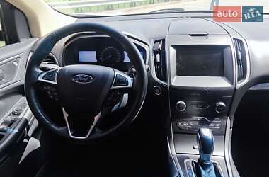 Внедорожник / Кроссовер Ford Edge 2015 в 