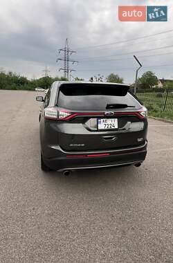 Внедорожник / Кроссовер Ford Edge 2017 в 