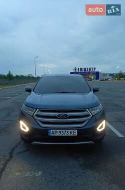 Позашляховик / Кросовер Ford Edge 2018 в 