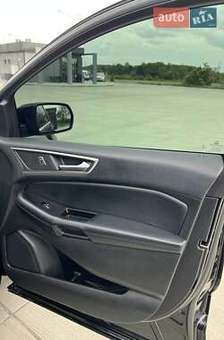 Внедорожник / Кроссовер Ford Edge 2015 в 