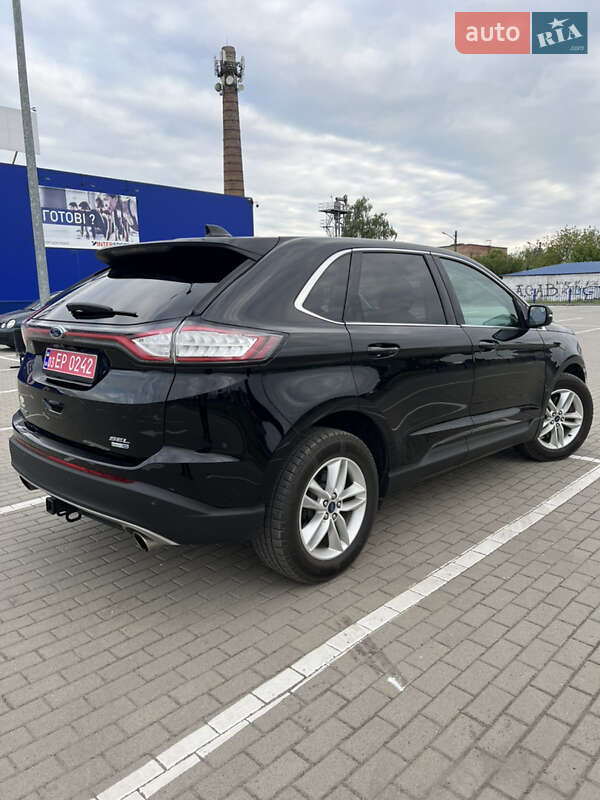 Внедорожник / Кроссовер Ford Edge 2016 в Нововолынске