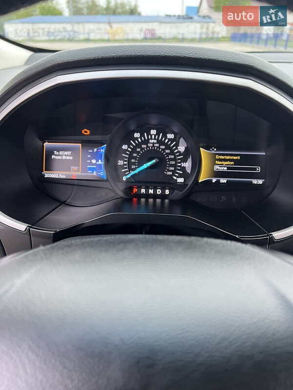 Внедорожник / Кроссовер Ford Edge 2016 в Нововолынске