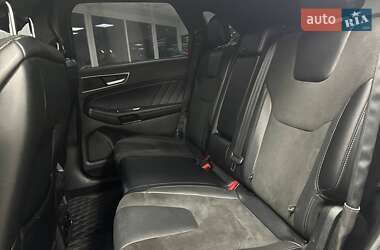 Позашляховик / Кросовер Ford Edge 2016 в 