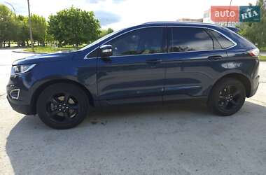 Внедорожник / Кроссовер Ford Edge 2017 в 