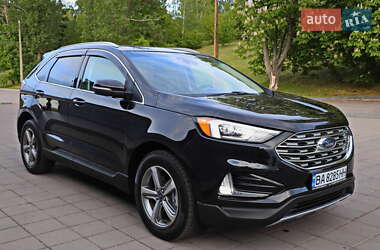 Внедорожник / Кроссовер Ford Edge 2018 в 