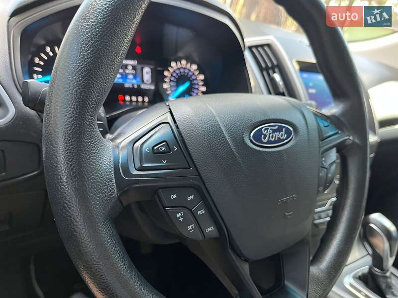 Внедорожник / Кроссовер Ford Edge 2016 в Чернигове