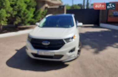 Внедорожник / Кроссовер Ford Edge 2017 в 