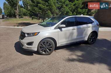 Внедорожник / Кроссовер Ford Edge 2017 в 