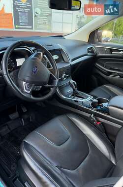 Внедорожник / Кроссовер Ford Edge 2017 в 