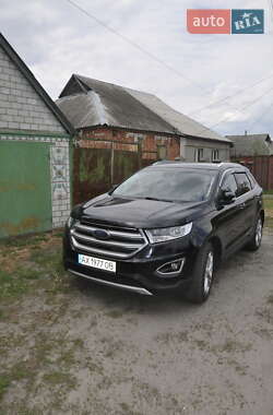 Внедорожник / Кроссовер Ford Edge 2017 в 