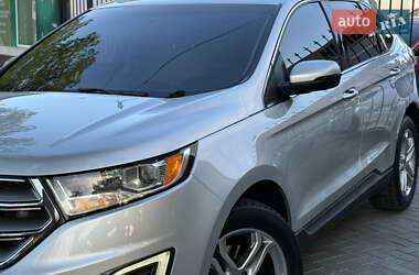 Внедорожник / Кроссовер Ford Edge 2015 в 