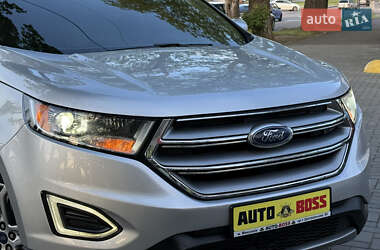 Внедорожник / Кроссовер Ford Edge 2015 в 