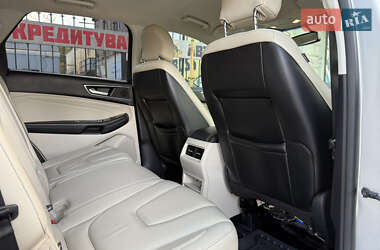 Внедорожник / Кроссовер Ford Edge 2015 в 