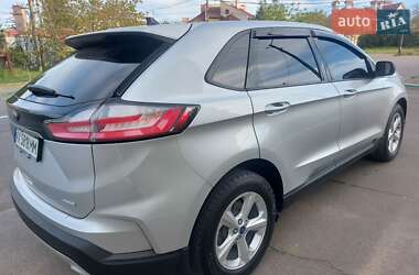 Внедорожник / Кроссовер Ford Edge 2019 в 
