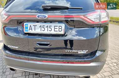 Позашляховик / Кросовер Ford Edge 2017 в 