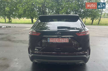 Позашляховик / Кросовер Ford Edge 2018 в 