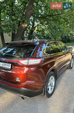 Позашляховик / Кросовер Ford Edge 2015 в 